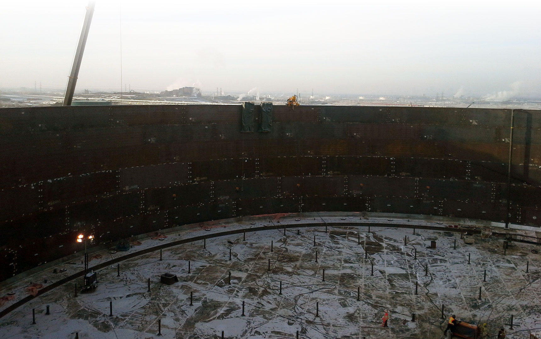 tiw-large-api-650-tank-6th-course-welded-internal-view-6