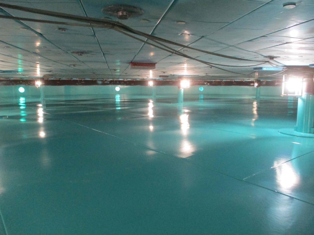 7-internal-lining-of-211'-diameter-api-650-tank-by-tiw-steel-platework _7_11